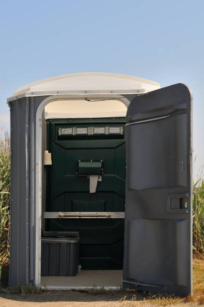 Best Portable toilet rental cost  in Forsgate, NJ